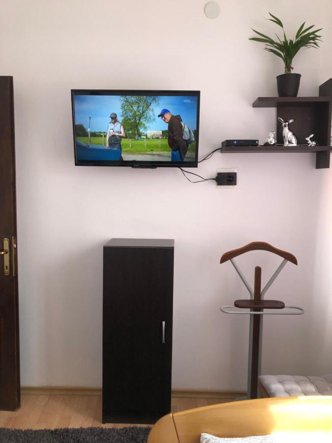 Apartament Basak 2 Deva Exterior photo